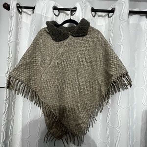 Poncho / Shawl